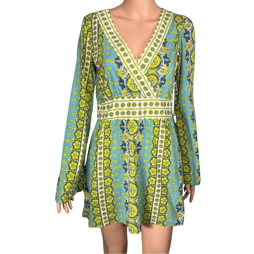 Athleta Blue Green Medallion Paisley Faux Wrap Bell Sleeve Mini Dress M